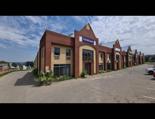 INDUSTRIAL PROPERTY TO RENT IN HALFWAY HOUSE